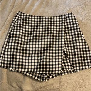 plaid mini skirt/squort